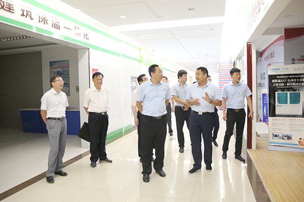 中煤集团与市老科协领导调研济宁智建孵化基地 深化新材料技术推广服务合作